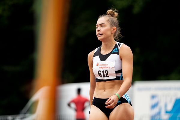 Gina Lueckenkemper (SCC Berlin) ueber 100m am 04.06.2022 waehrend der Sparkassen Gala in Regensburg